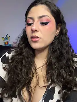 tuwaifuvirtual1 (F young) - Cum in my tits 🥵