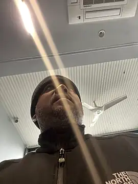 Dick_6inches_Delhi webcam