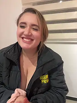 Webcam Model (Isabel_Noir)  is live.Free join now!