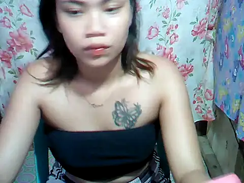 Milkytits_Yum00 webcam