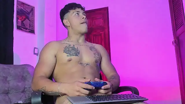 Dominic_Biker__ webcam