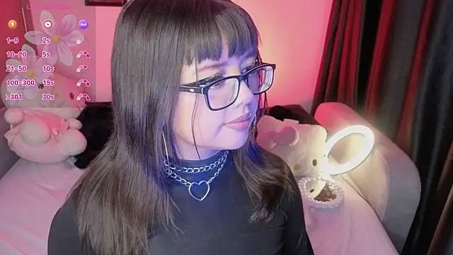 missy_taylor_ (F teen) - saliva on your tits