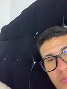 latin_paisa_boy (M young) - 🍆Cum Show In Your Face