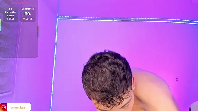 oliver_kyy webcam