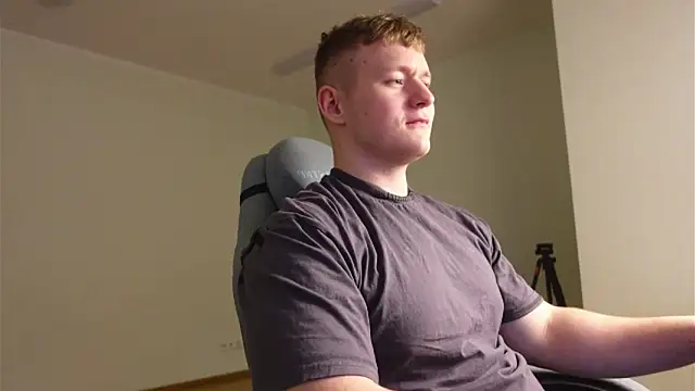 richard_dullas (M twink) - HELLO