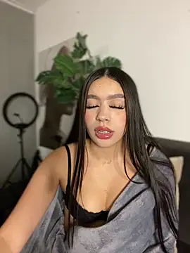 karina16_pink (F teen) - blow job and show boobs 😍