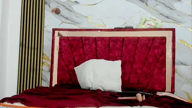 skaylar_95_mylove (F teen) - fuck me anal