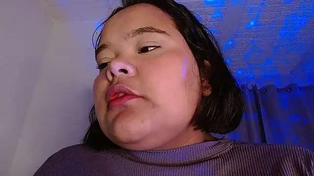 sexychubby___ (F young) - Merry Christmas Eve!💝