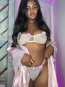 noa_adams (F young) - Let See that Outfit ✨