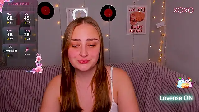 millistrii - MilliStrii's free webcam - UK Sex Cams