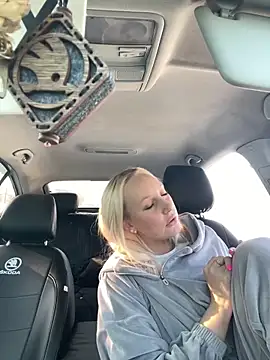 merlindave (F young) - Finger pussy🌹/naked🤤