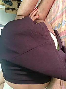 crossdres (Ask my age) - Drink susu