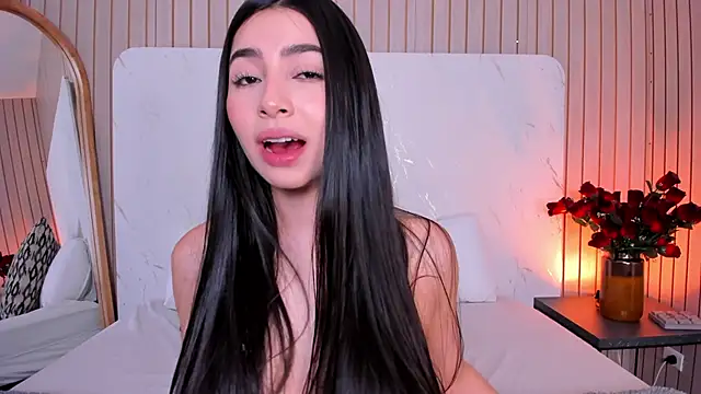 emelyparker (G young) - All naked + Dance