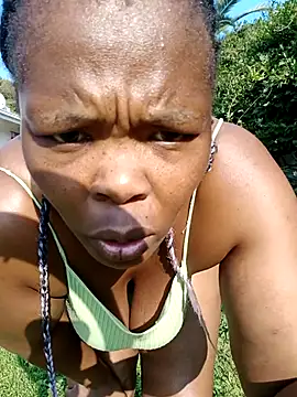 bigboobsbooty (Ask my age) - outdoor 🍑🍆👄NB No noice