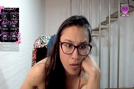 Jessie_Desire webcam