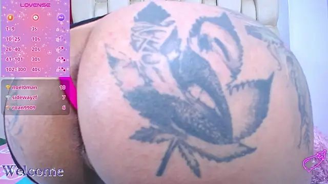 DollCoquette27 webcam