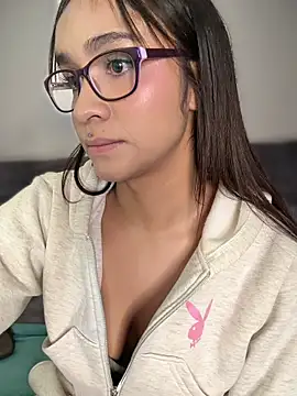 Isabella-Teen webcam