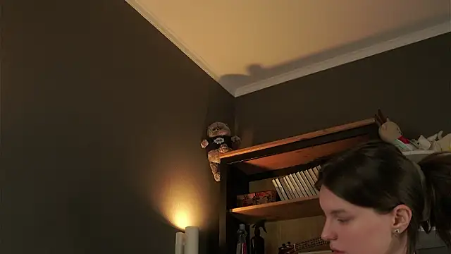 darylbarks (F young) - and start playing with me!