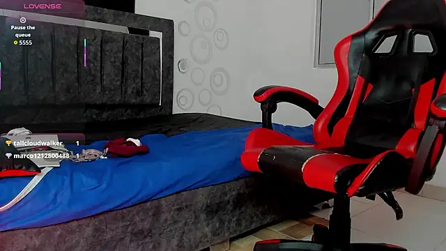 Nicol_TransGirl webcam