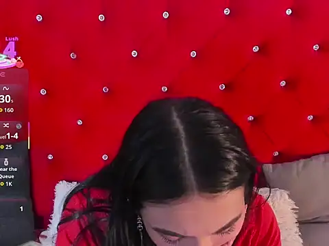 Webcam Model (kylie1_ls)  is live.Free join now!