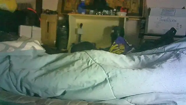 ON3YOULLN3VER_FIR3 webcam