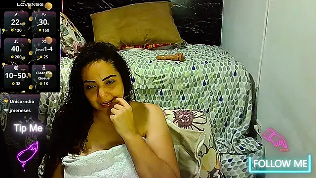 _naughty_milf webcam stripchat model stream image