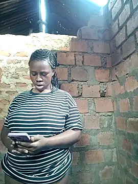 Black_juicy24 webcam