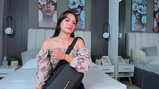 GiannaColling1 webcam