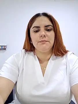 girl_redhead_bigtits webcam