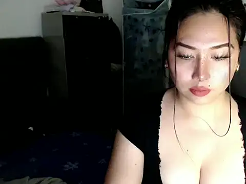 urqueendominant webcam