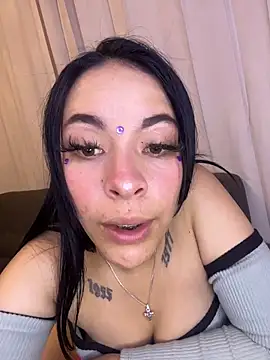 cristal__violetaa webcam