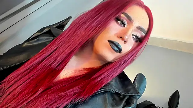 DominaAurumXXX webcam