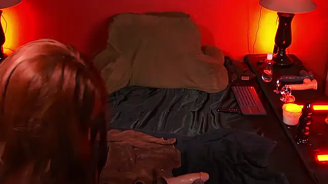 jennifercd (T milf) - sissy cum