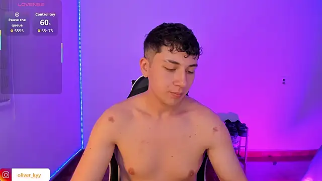 oliver_kyy webcam