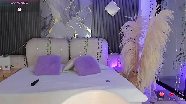 sarahcastro1_ - SarahCastro1_'s free webcam - UK Sex Cams