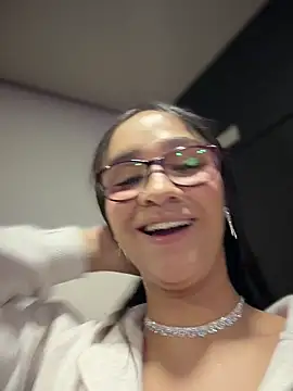 Isabella-Teen webcam