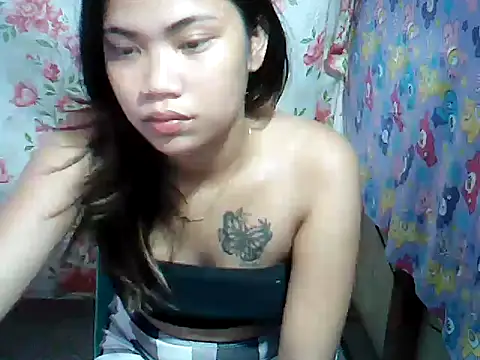 Milkytits_Yum00 webcam