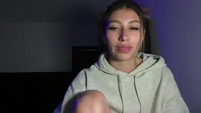 AliceTeenager___ webcam