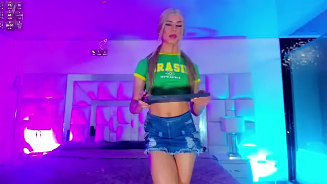 Alexa_and_Aranza_ webcam