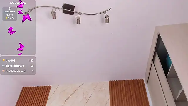 susy_spark (F teen) - Show Ass