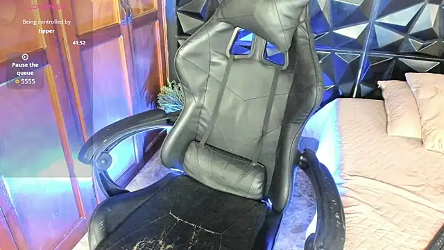 liia_marin - Liia_marin's free webcam - UK Sex Cams