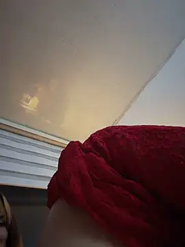 lorraine_leon (G young) - My friend sucks my tits