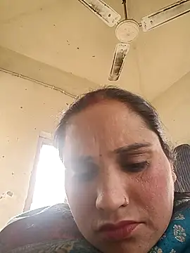 Cute-karisma1234 webcam