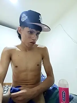 mazo18 (M twink) - Me vengo