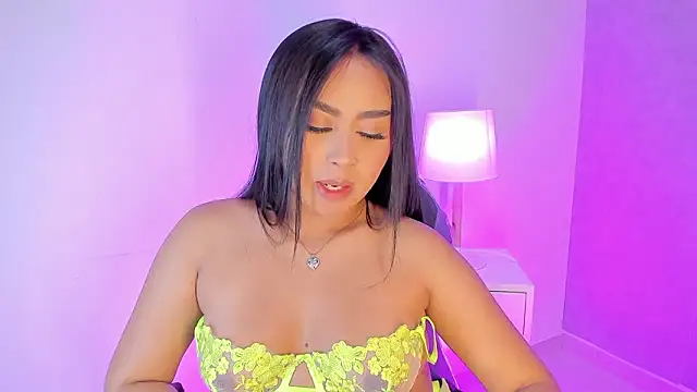 Cameliaa_Smiith webcam