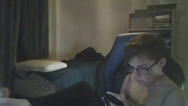 KaliSnow199623 webcam