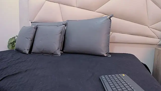 ValeriaJulio_ webcam