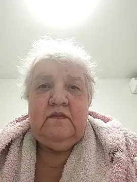 HapinessLovee webcam