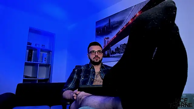 Jace_Thorne webcam