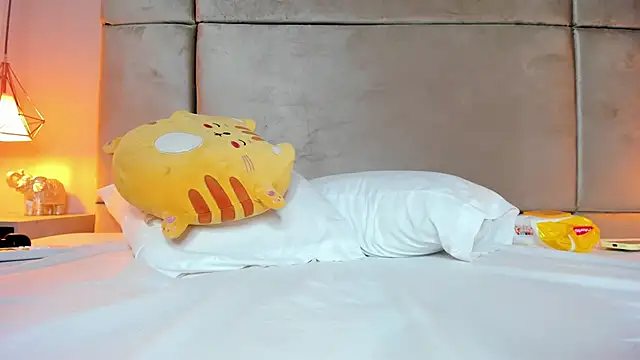 isabel_sofiaa webcam